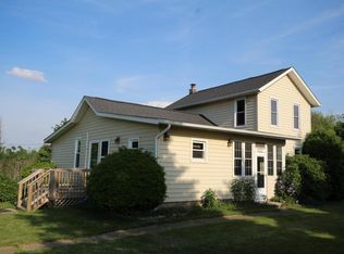 15927 S 40th St, Fulton, MI 49052