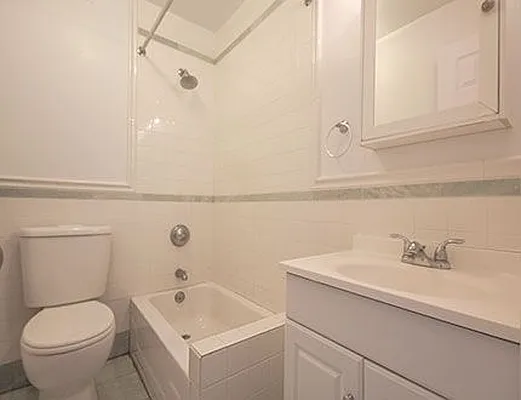 Rented by SW Queens Mezzanine | media 6