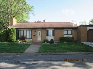 304 W 34th St, Hibbing, MN 55746