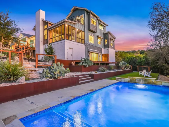 211 Ronay Dr S, Spicewood, TX 78669