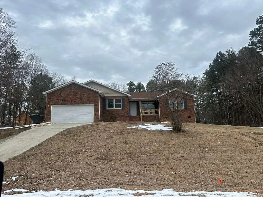 2605 Wilpar Dr — Photo 1
