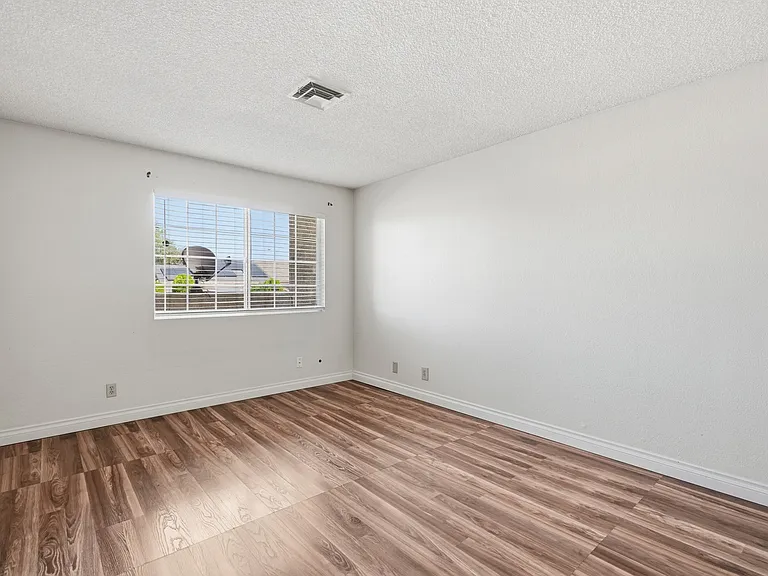 3971 Spring Leaf Dr — Photo 7