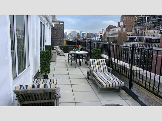 Sold by Stribling | media 25