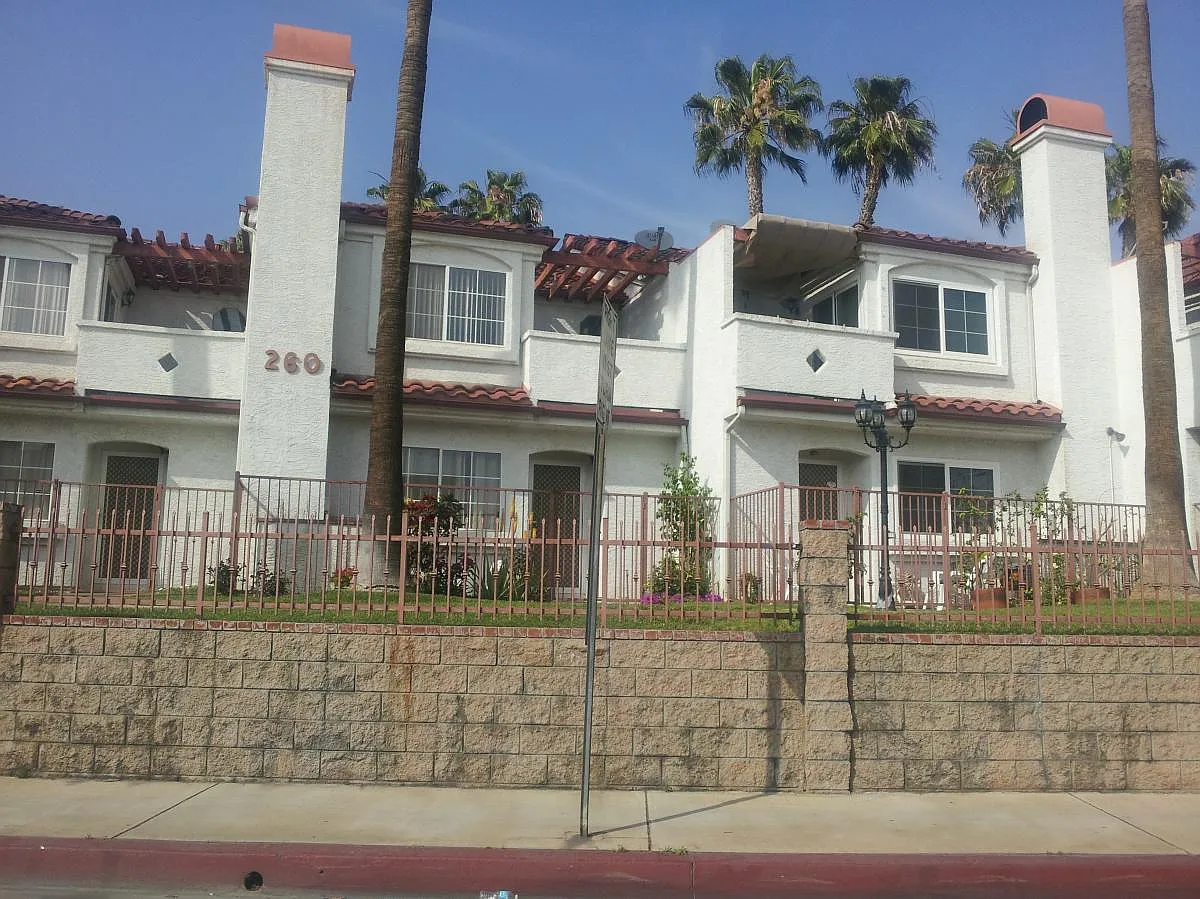 260 E Beverly Boulevard — Photo 1