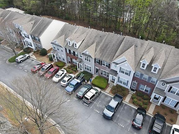 3rd image of 1380 Penhurst Dr
