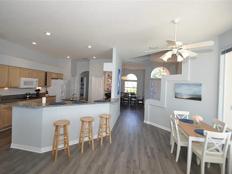 16 Cedarwood Ct — Photo 10