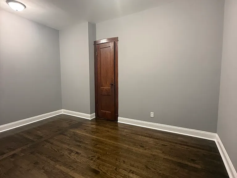 5714 W Cermak Rd #2E — Photo 14