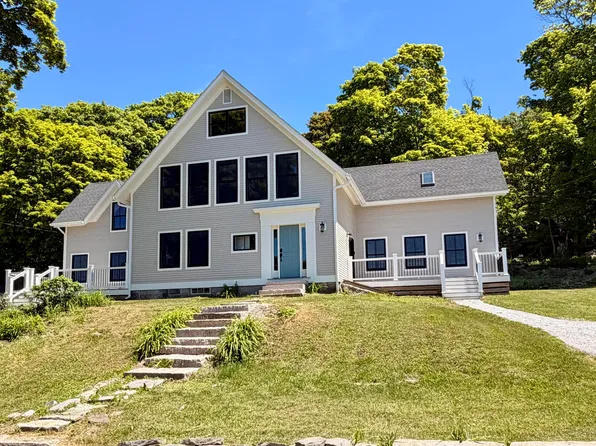 46 Atlantic Avenue, Vinalhaven, ME 04863