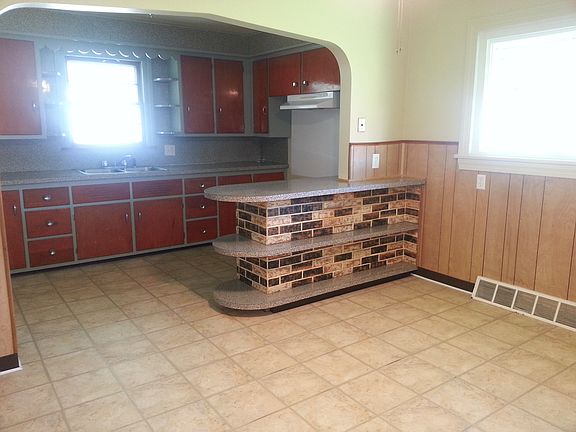 5th image of 88 Parkgate Ave