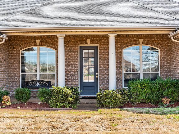 3rd image of 7550 Wisteria Dr