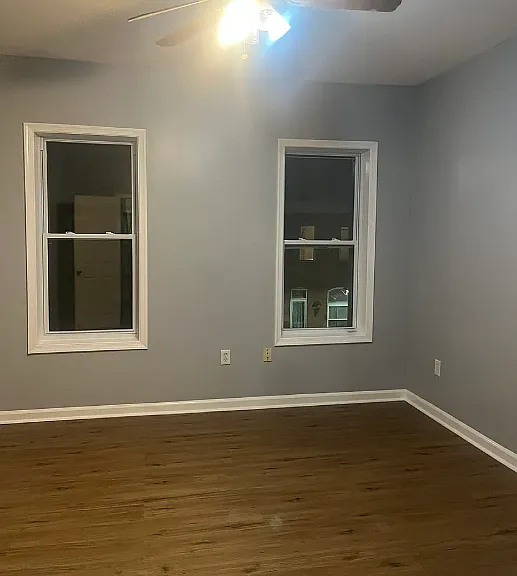 600 N Decker Ave — Photo 4