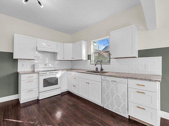 4th image of 2310 Homan Ave