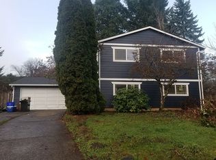 18913 Blue Ridge Dr, Oregon City, OR 97045