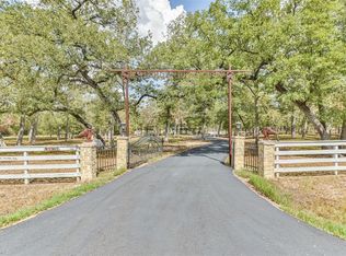40060 Bosque Rd, Hempstead, TX 77445