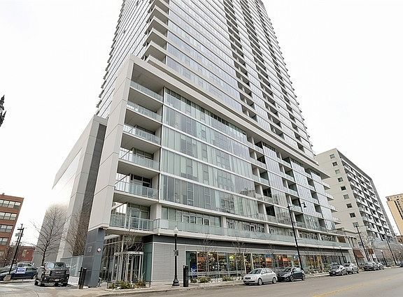 2nd image of 1720 S Michigan Ave APT 1812