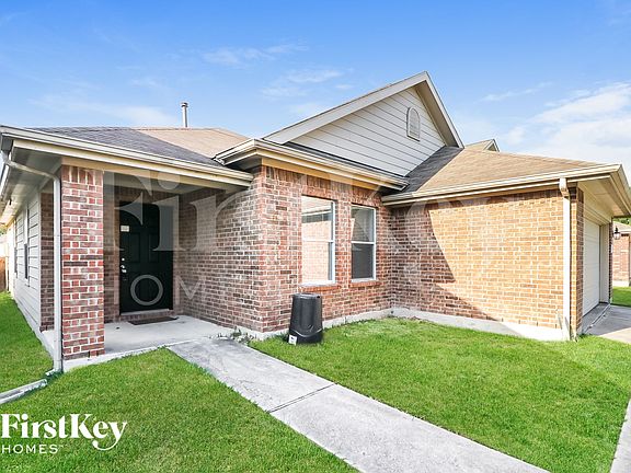 2nd image of 1623 Rosalinda Ln
