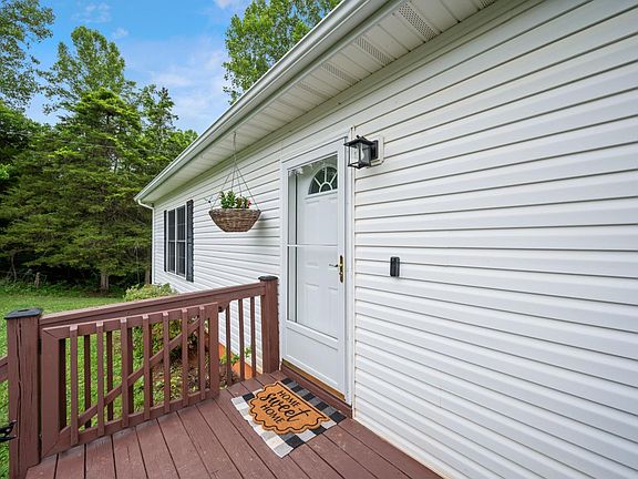 4th image of 2735 Lizard Ridge Rd