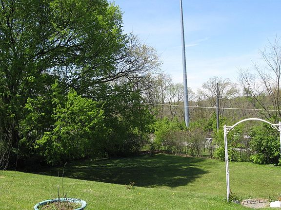 3rd image of 4030 Fawnhill Ln