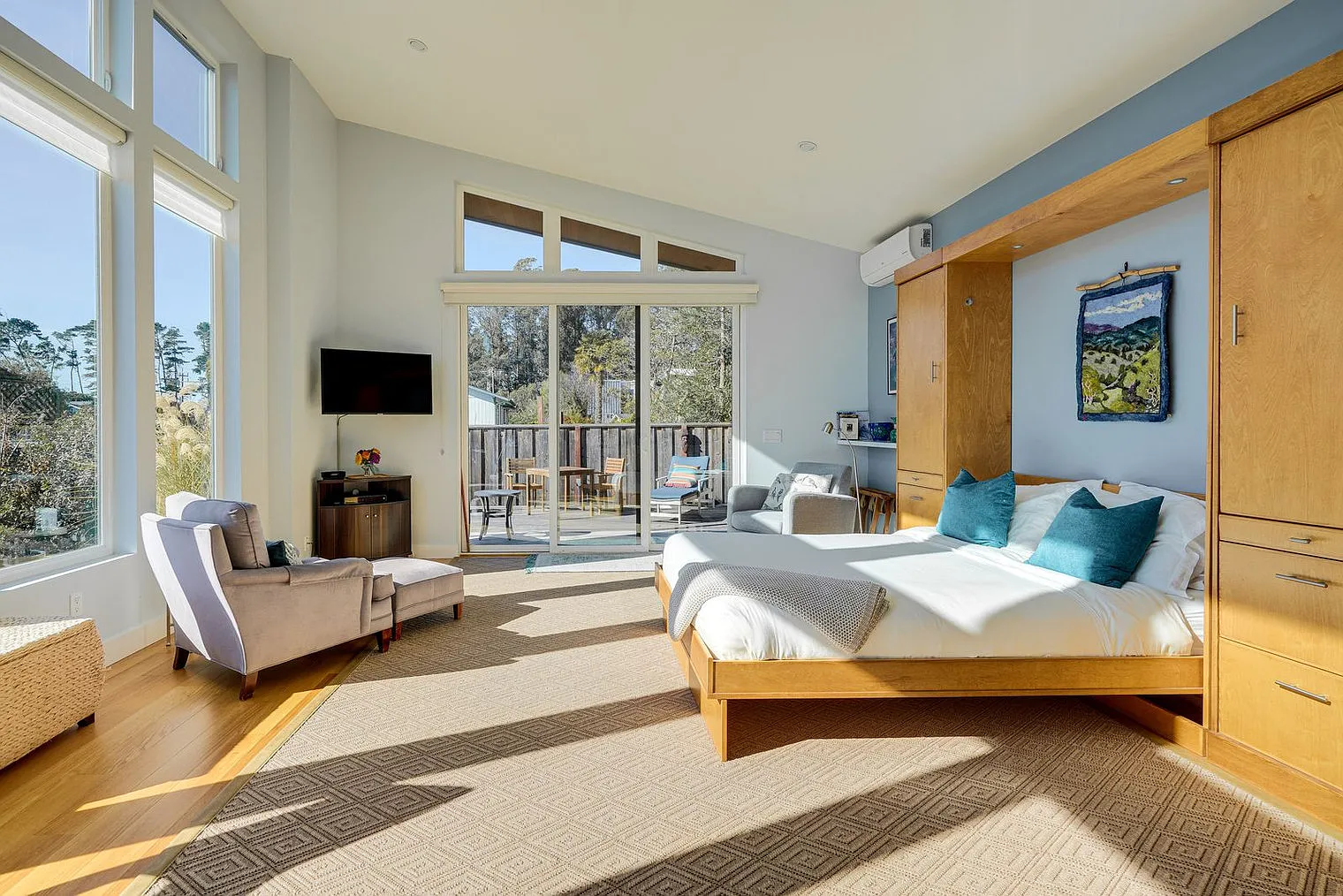 Studio, 1.0 bath, 441 sqft, $3,999 — Photo 1