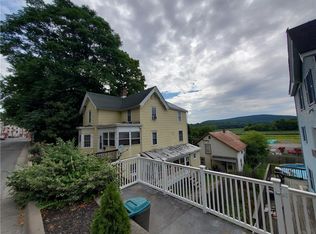 63 Main St, Chester, NY 10918