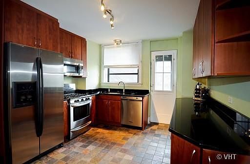 5th image of 3750 N Lake Shore Dr APT 9H