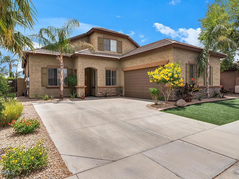 1st image of 14565 W Desert Hills Dr