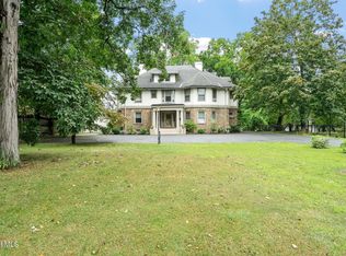 409 2nd Ave, Troy, NY 12182