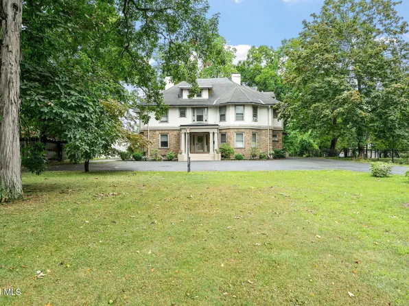 409 2nd Avenue, Troy, NY 12182