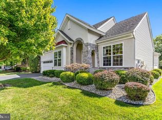 8 Battery Ct, Barnegat, NJ 08005