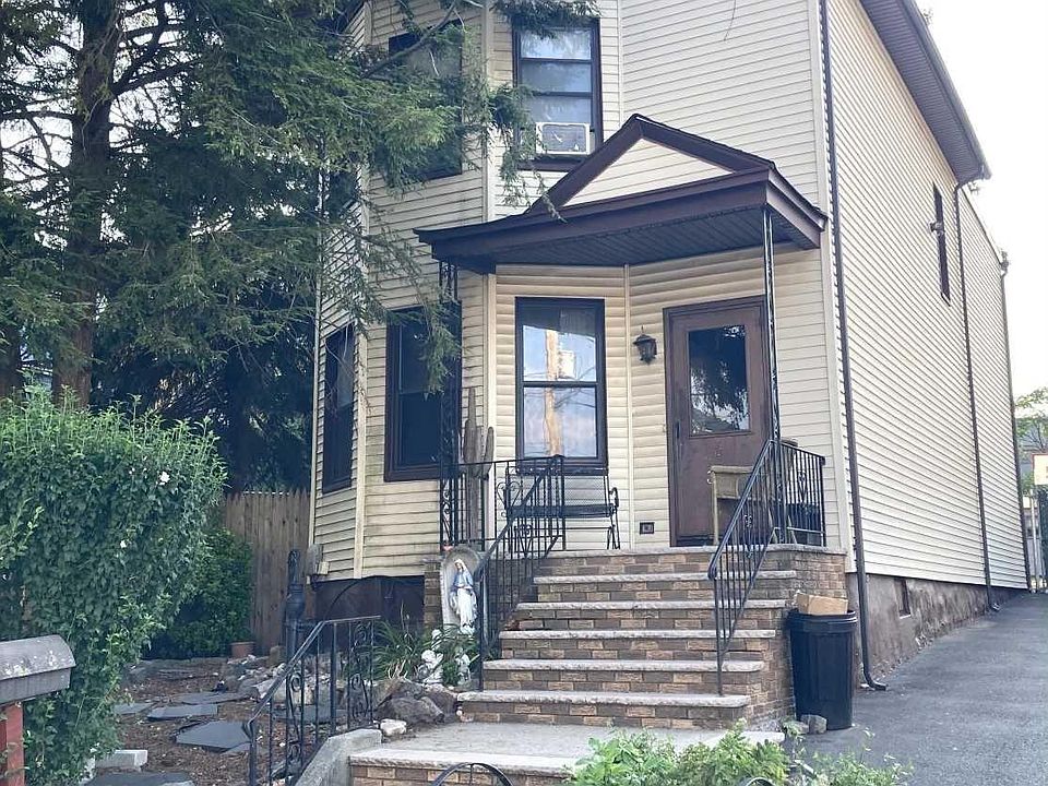 1st image of 397 Cortlandt St