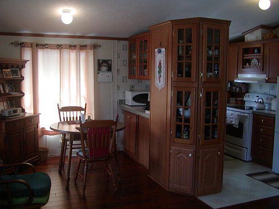 3rd image of 58 Shelby Ave