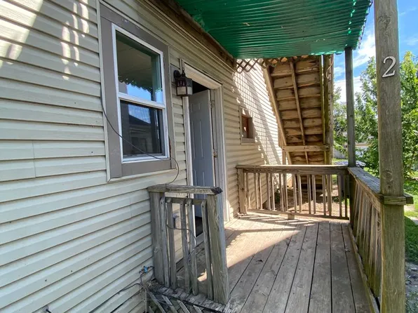 501 South Main St, 501 S Main St APT 2, Frankfort, IN 46041