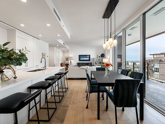 3rd image of 1439 George St #507