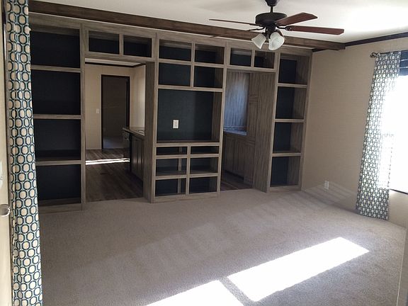 4th image of 215 Green Park Dr