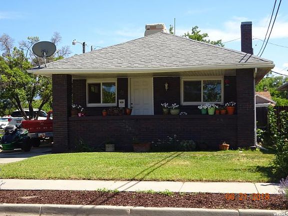 2nd image of 15 W Grove Ave