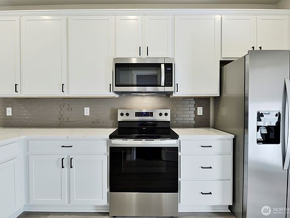 5th image of 5902 NW Rhino Way