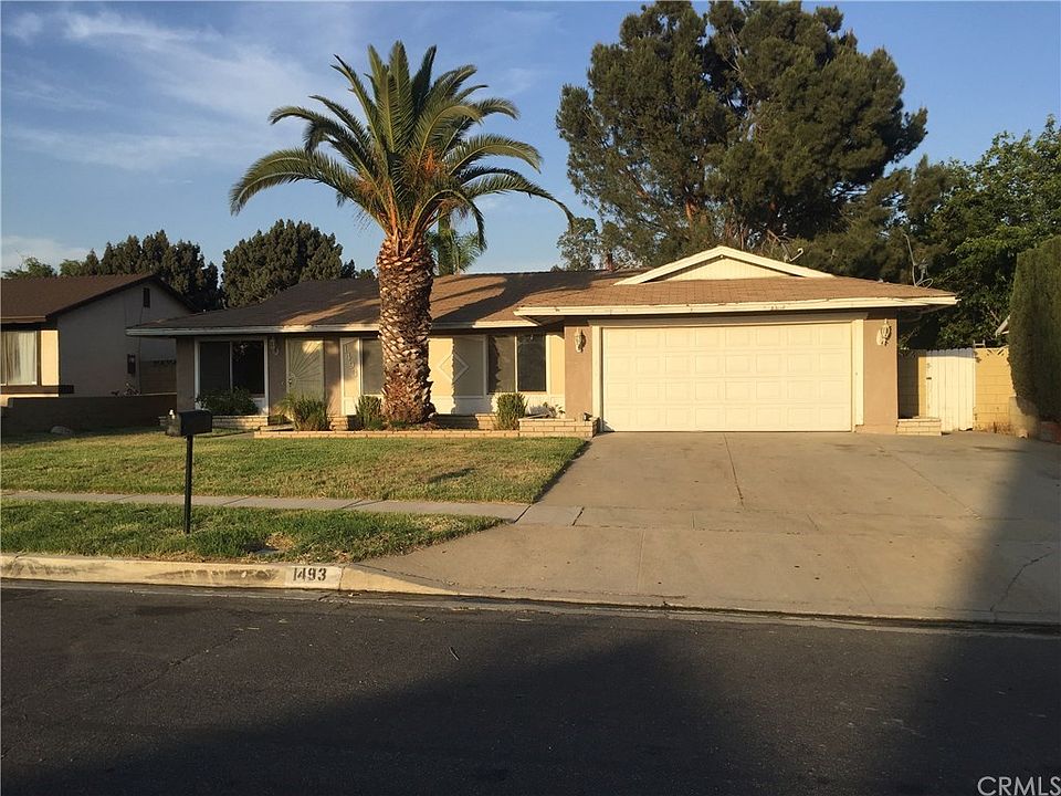 1st image of 1493 N Yucca Ave