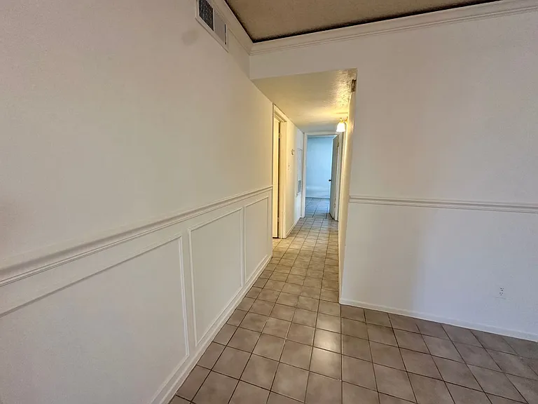11506 Meadow Pines Ct #B — Photo 8