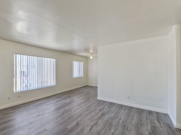 Photo is not of actual unit but similar - used for reference