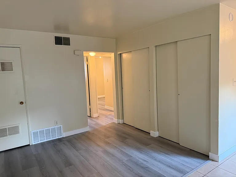 215 E Vidas Ave #5 — Photo 15