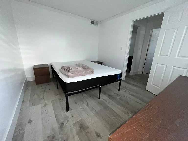 326 Wilson St #105 — Photo 15