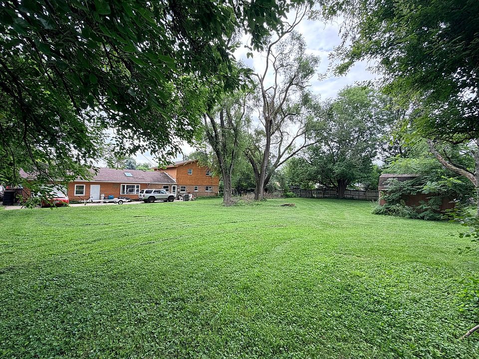 2nd image of 14256 Luna Ave