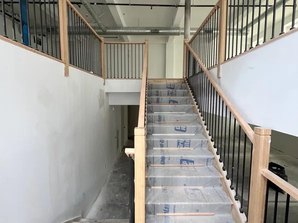 143 Christopher Columbus Drive image 8 of 15