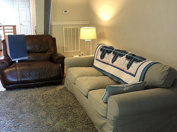 5th image of 5201 La Paloma Ct Unit 102