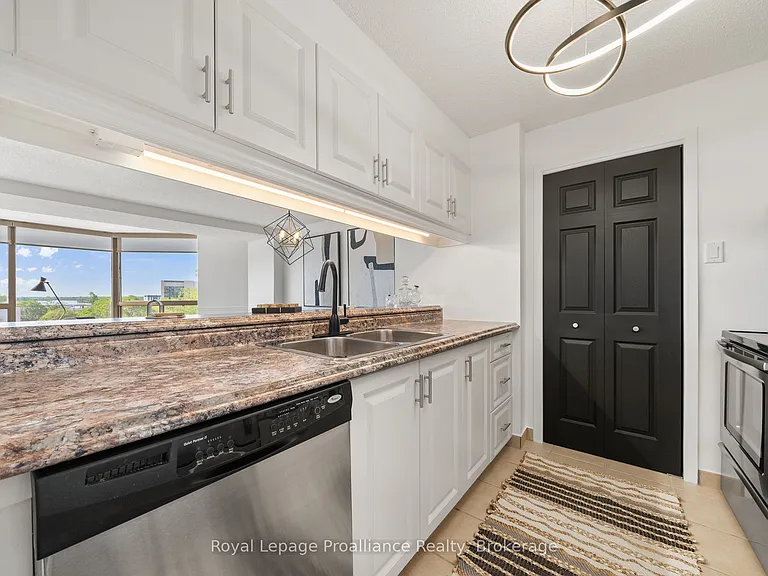 344 Front St #506 — Photo 18