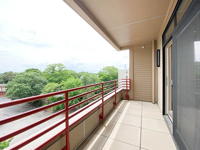 1650 Commonwealth Ave #404 — Photo 3