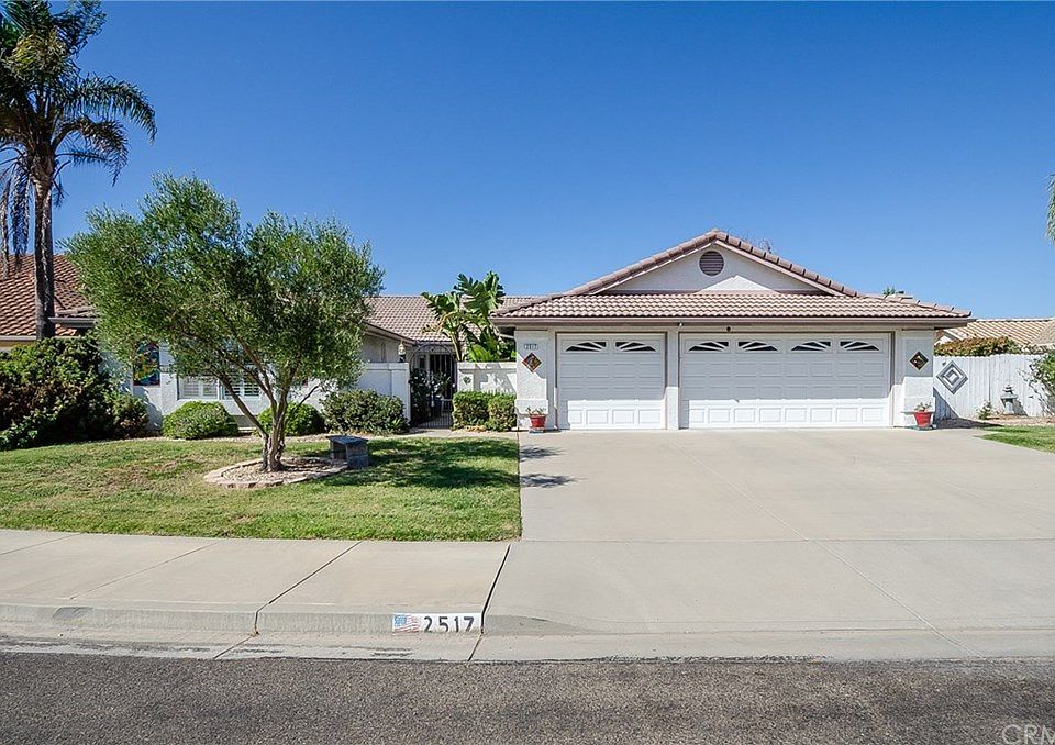1st image of 2517 S Bardmoor Ct