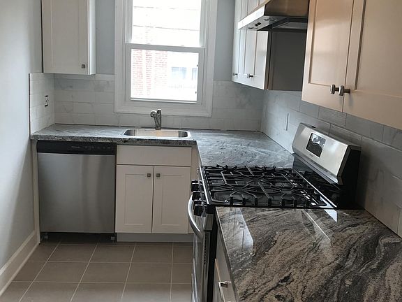 4th image of 2214 Ardmore Ave