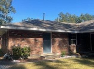 226 E Saint Mary Dr, Covington, LA 70433