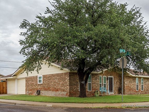 2nd image of 1701 Doe Ln